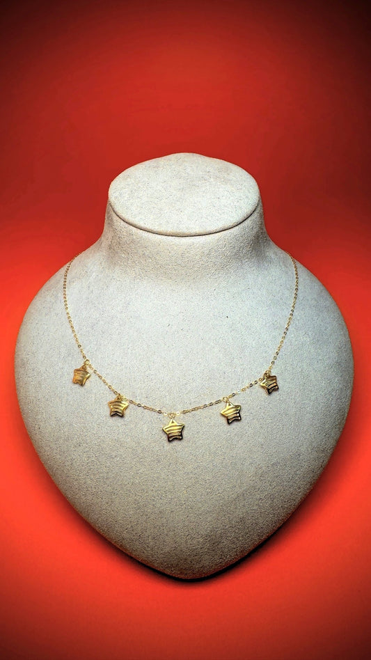 18kt Fancy Heart Hollow Necklace - Kakadia Jewels