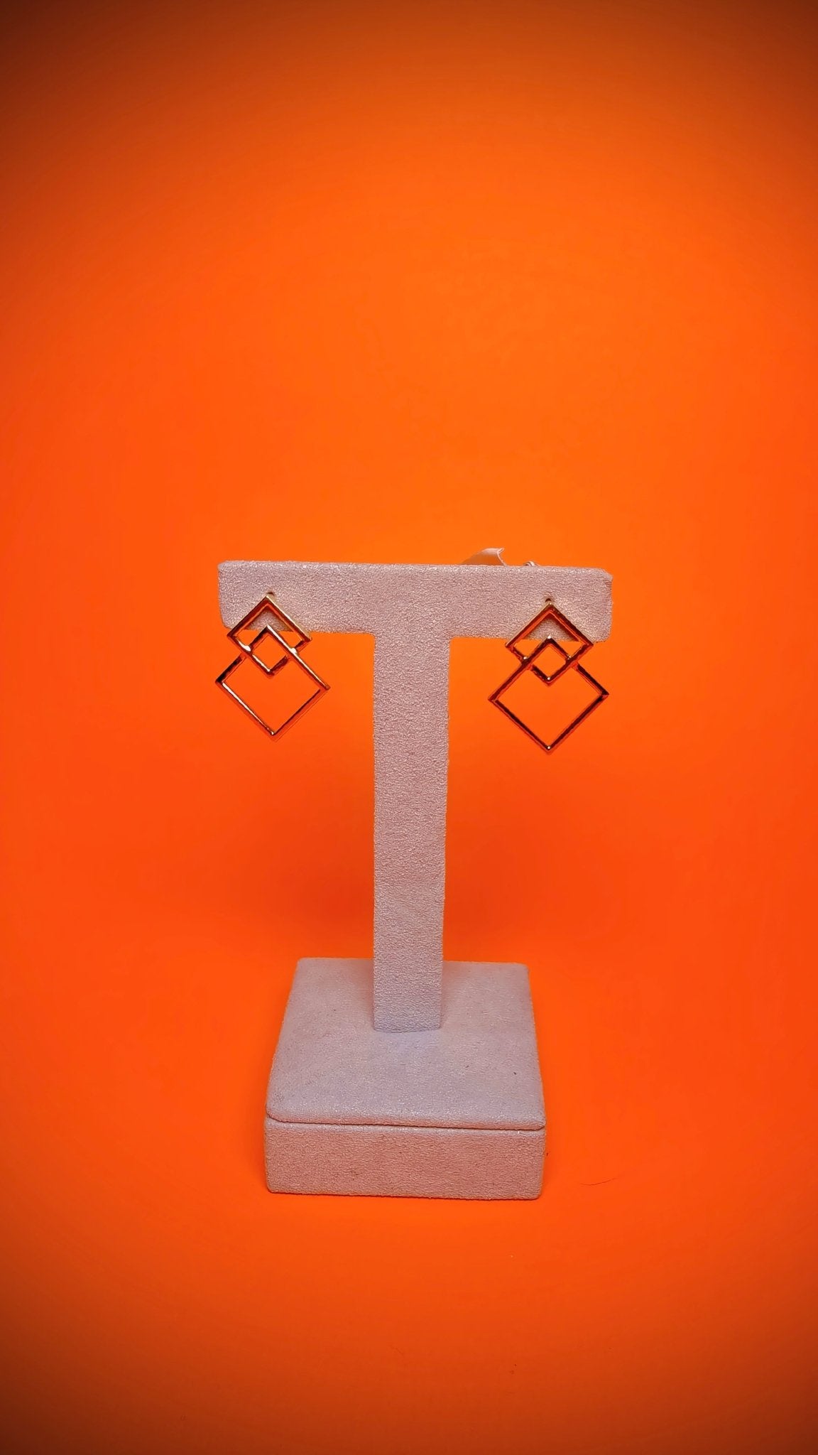 18kt Geometric Square Gold Earring - Kakadia Jewels