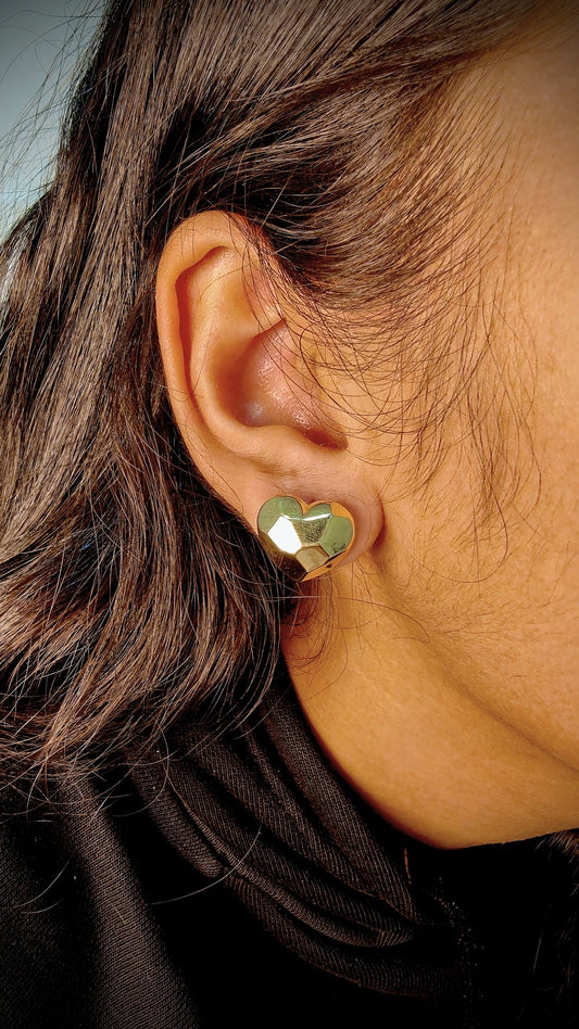 18kt Gold Heart Earrings with Multi - Face Design - Kakadia Jewels