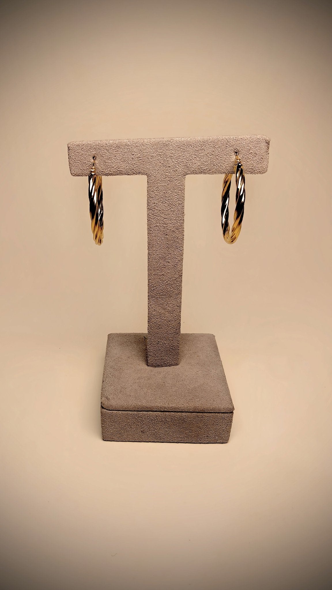 18kt Twisted Hollow Gold Hoops - Kakadia Jewels