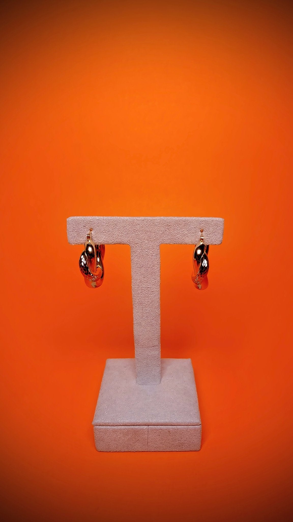 18kt Two - Tone Gold Hoop Earrings - Kakadia Jewels