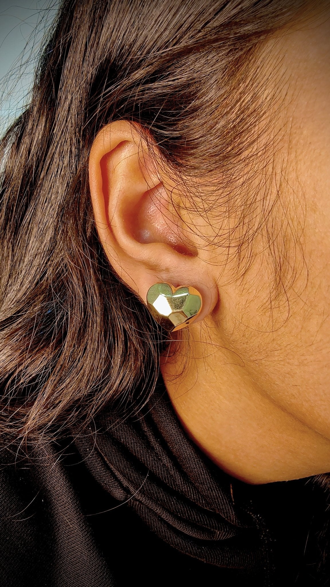 18kt Gold Heart Earrings with Multi - Face Design - Kakadia Jewels