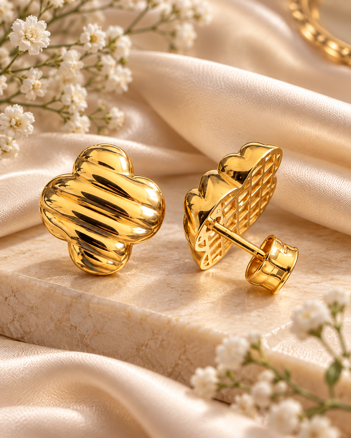 Sculpted Clover Gold Stud Earrings